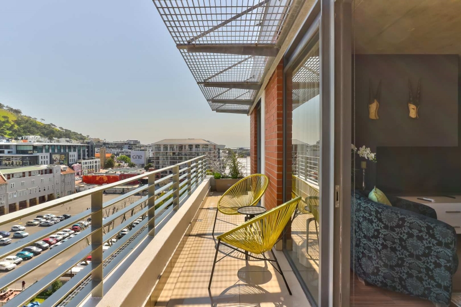 1 Bedroom Property for Sale in De Waterkant Western Cape